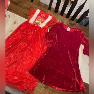 Girls size 6 Christmas dresses